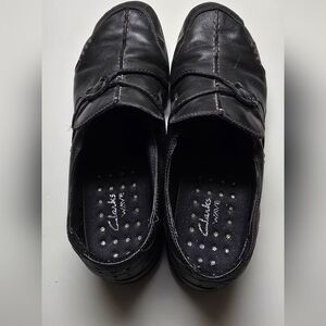 Clarks Women's Black Leather Loafers